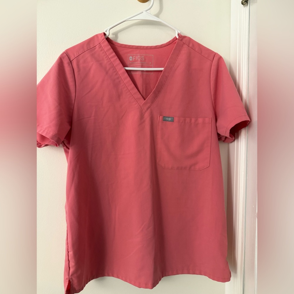 Figs Coral Top